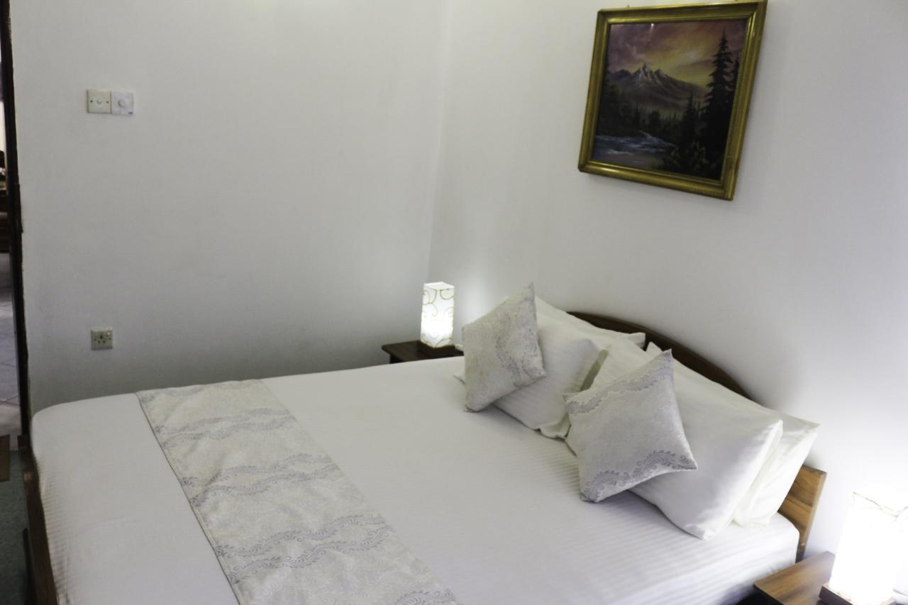 Yoho Travellers Residence Kandy Zewnętrze zdjęcie