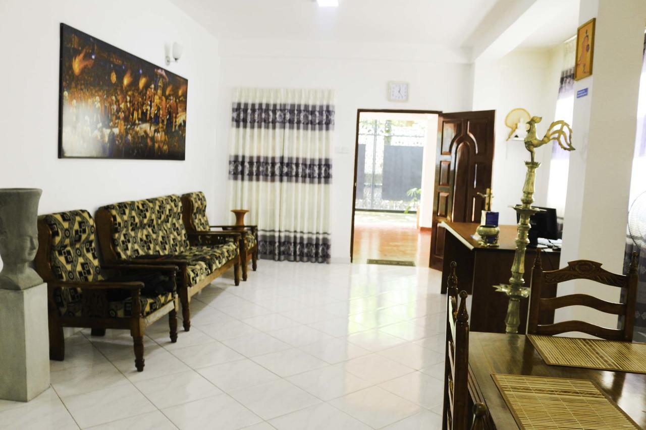 Yoho Travellers Residence Kandy Zewnętrze zdjęcie