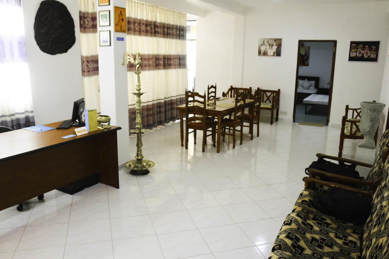 Yoho Travellers Residence Kandy Zewnętrze zdjęcie