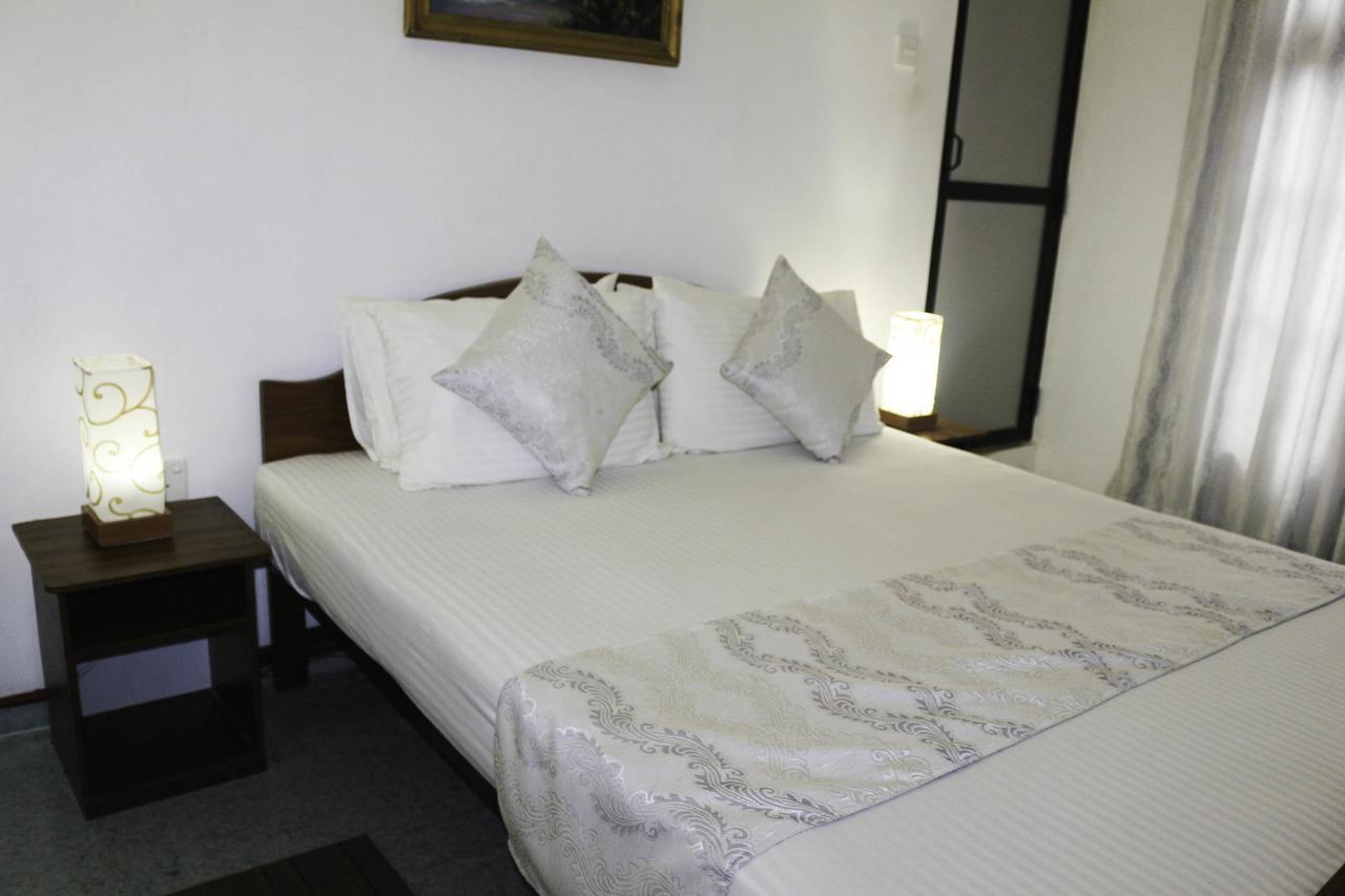 Yoho Travellers Residence Kandy Zewnętrze zdjęcie