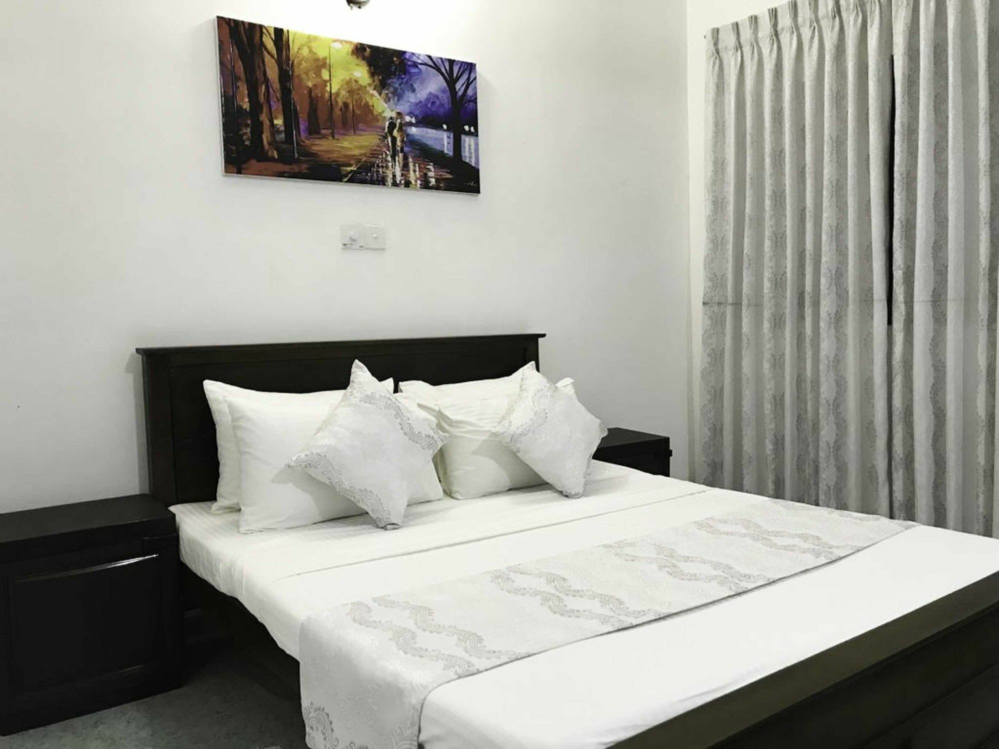 Yoho Travellers Residence Kandy Zewnętrze zdjęcie